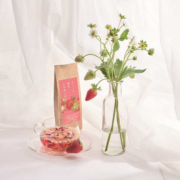 TeaEAT ティート 栃木とちあいか 50g ノンカフェイン フルーツティー 期間限定 数量限定 ティートリコ 温活 食べられるお茶 ドライフルーツ