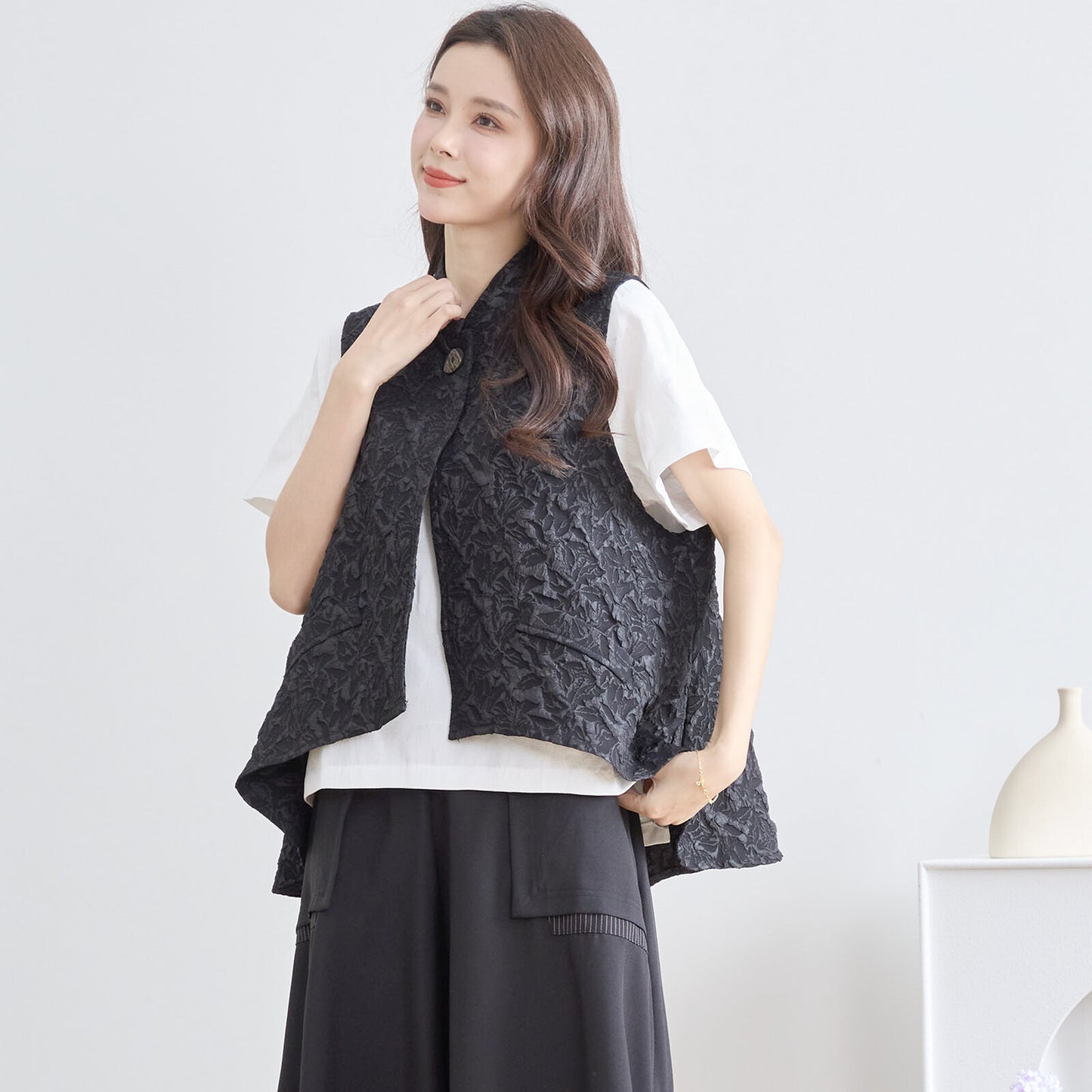 【N33-015|L〜LL対応】エレガンス フクレジャカードベスト|上品シルエットのワンボタンジャケット