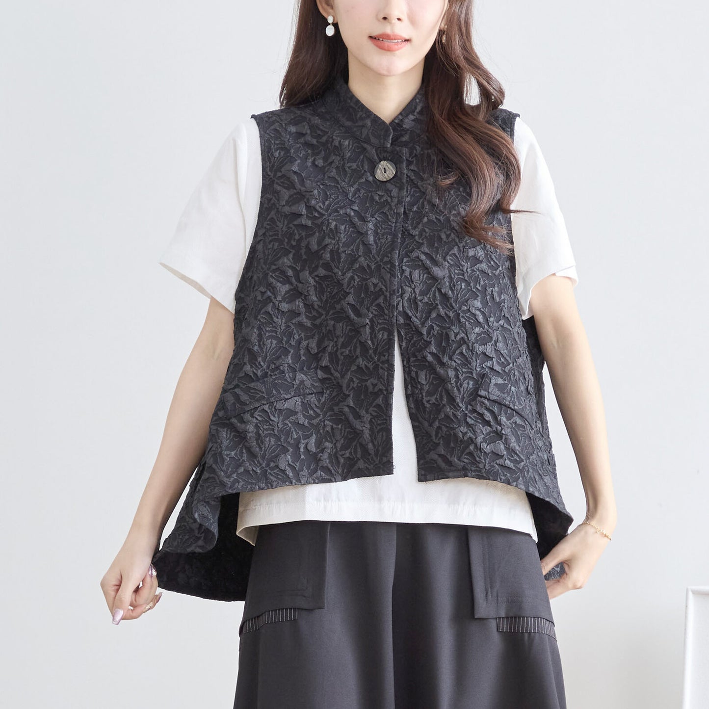 【N33-015|L〜LL対応】エレガンス フクレジャカードベスト|上品シルエットのワンボタンジャケット