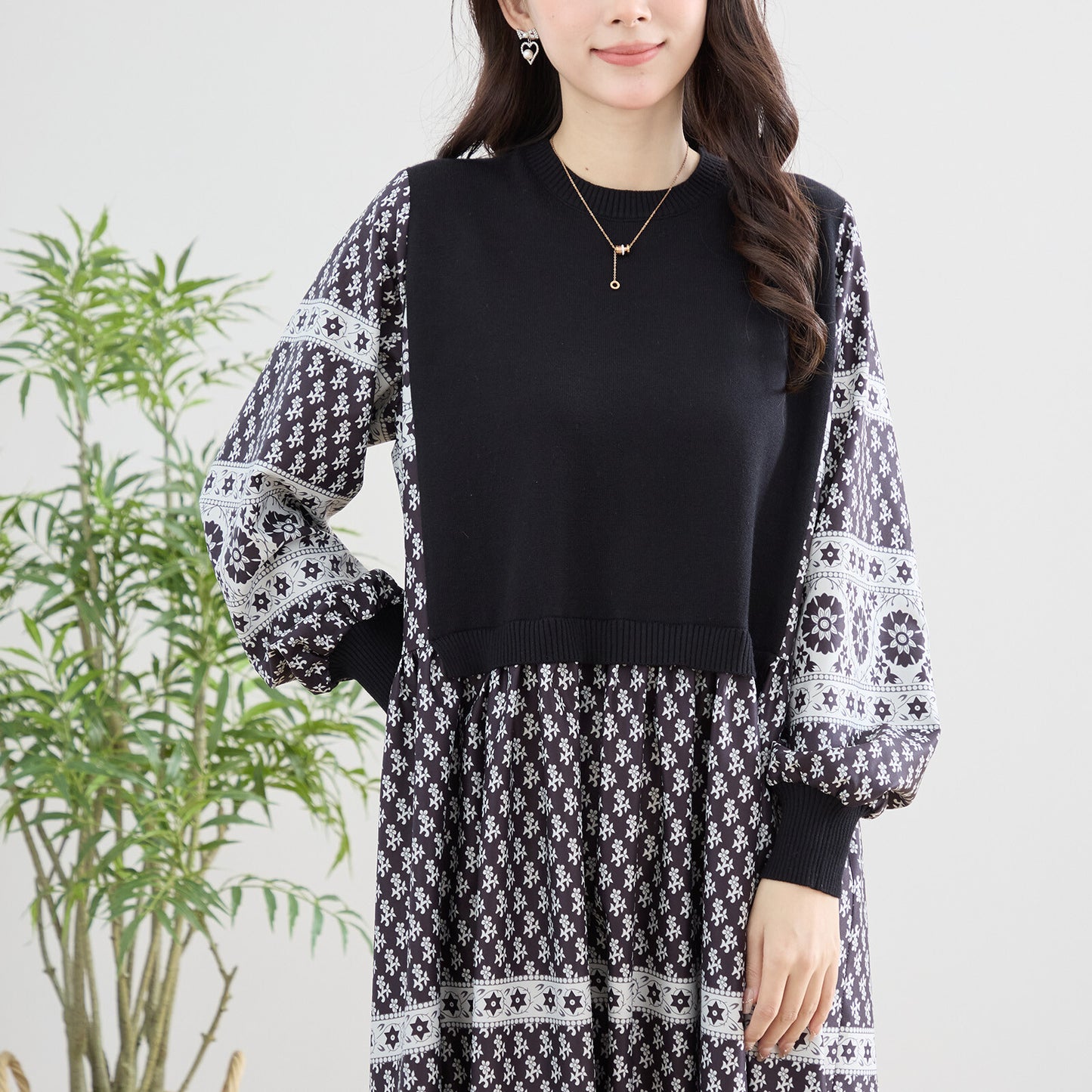 【M〜L】ニット切替 プリント デザイン ワンピース (N83-081)