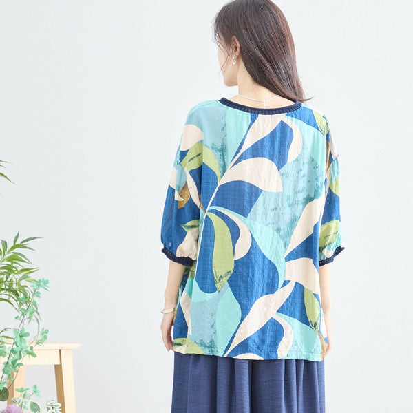 リーフアートデザインのコットンプルオーバー N13-234 モデル後ろ姿 着用イメージ