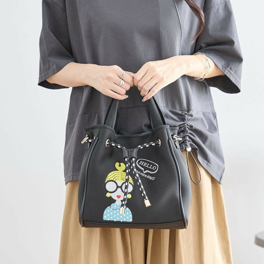 キャラクター刺繍 巾着ショルダーバッグ|2WAY 厚手ポリ素材 カジュアル可愛い N92-102