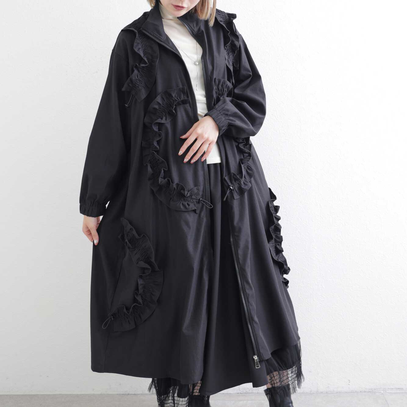 jnylon studios フリルロングコート/cape ケープフリルロングコート – amr.