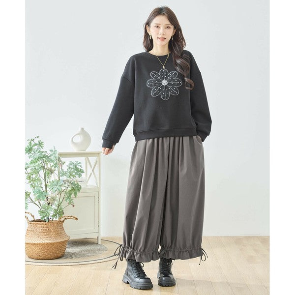 【L〜LL】フラワービジュ刺繍スウェットプルオーバー|華やかモチーフ×ゆったり体型カバー・TRUBE N12-884