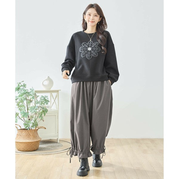 【L〜LL】フラワービジュ刺繍スウェットプルオーバー|華やかモチーフ×ゆったり体型カバー・TRUBE N12-884