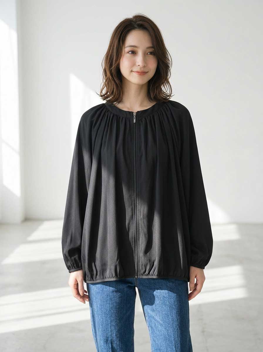 ブラック ポリスパン ギャザー ラウンドネック ジャケット ジップアップ ゆったり