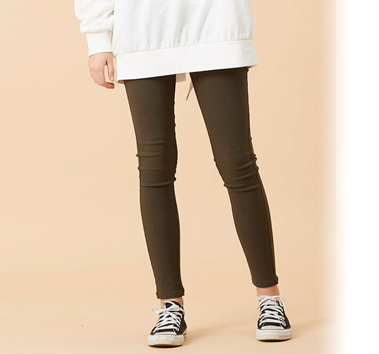 【5929242|M〜LL対応】ストレッチスリム レギパン|10分丈・無地カラーデニム・美脚スキニーパンツ