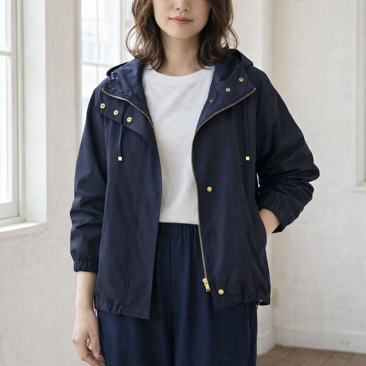 【フリー】撥水加工マウンテンパーカー 金具ゴールド フード付き 春アウター 羽織り Sans Souci 34+