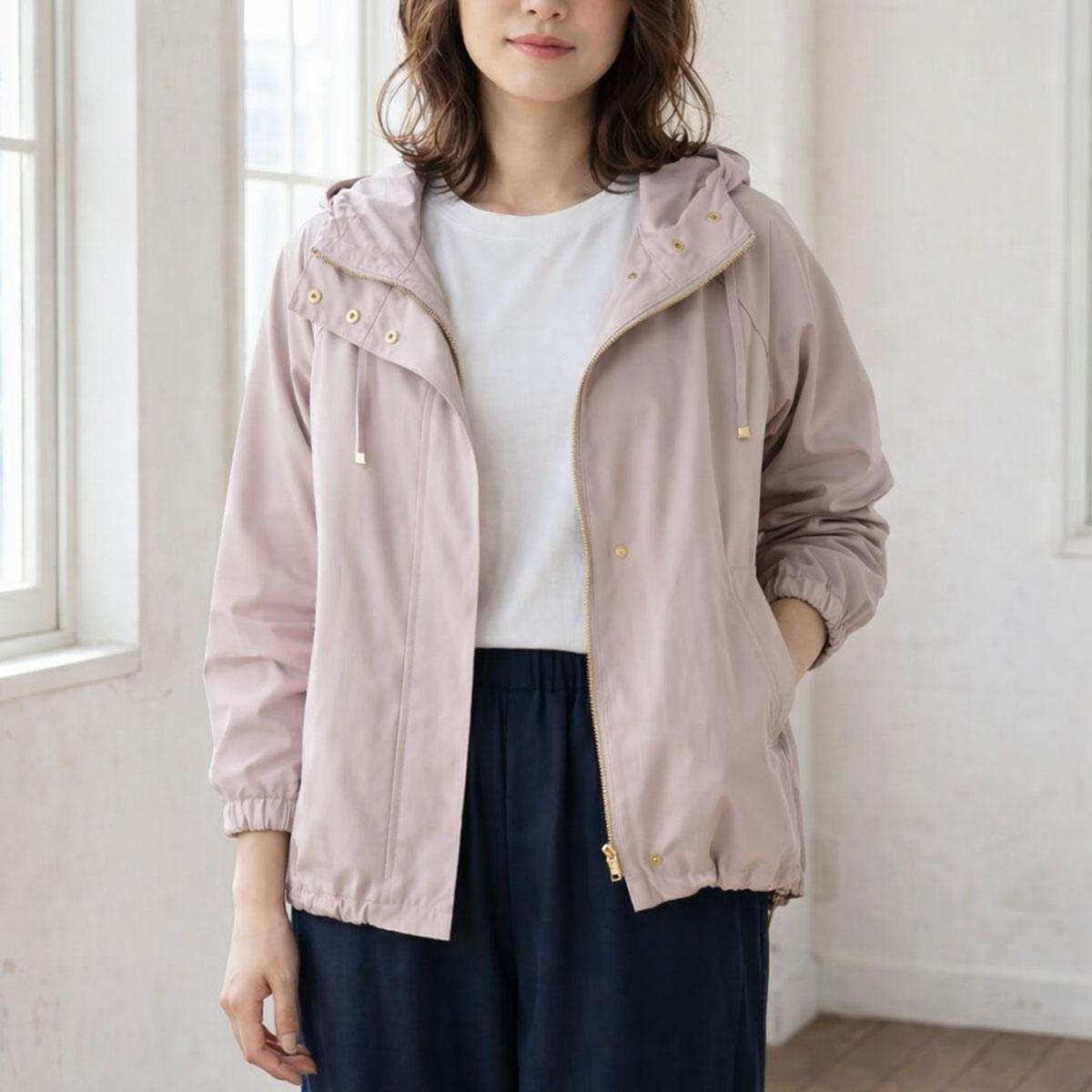 【フリー】撥水加工マウンテンパーカー 金具ゴールド フード付き 春アウター 羽織り Sans Souci 34+