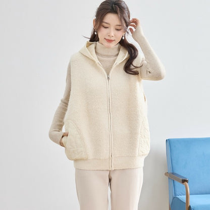 【M〜L】星柄キルティングブークレニットベスト｜TRUBE レディース フード付き 異素材切替 ジップ 前開き N35-025A