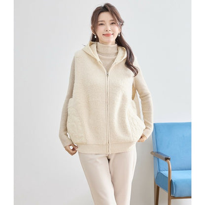 【M〜L】星柄キルティングブークレニットベスト｜TRUBE レディース フード付き 異素材切替 ジップ 前開き N35-025A