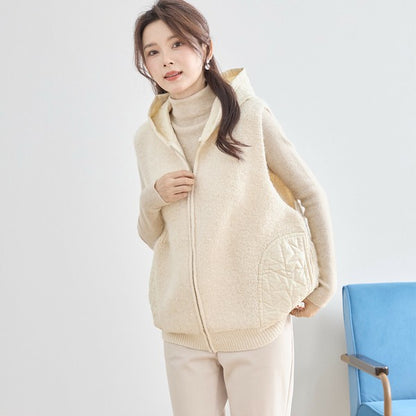 【M〜L】星柄キルティングブークレニットベスト｜TRUBE レディース フード付き 異素材切替 ジップ 前開き N35-025A