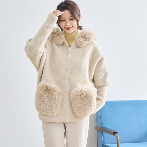 【M〜L】ふわふわポケット付きファーフードブルゾン｜暖かリッチ・大人かわいい・TRUBE・N25-091B