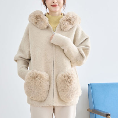 【M〜L】ふわふわポケット付きファーフードブルゾン｜暖かリッチ・大人かわいい・TRUBE・N25-091B