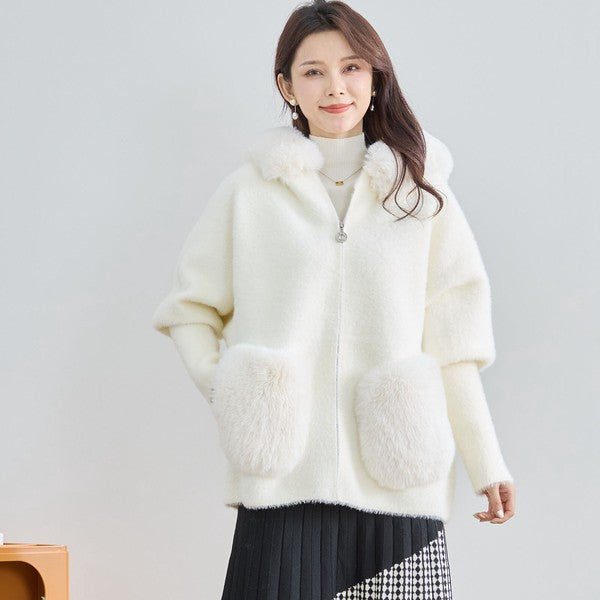 【M〜L】ふわふわポケット付きファーフードブルゾン｜暖かリッチ・大人かわいい・TRUBE・N25-091B