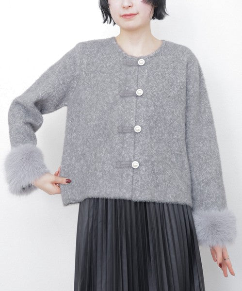 正面から見たニットカーディガンの着用イメージ