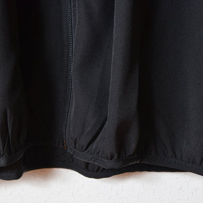 ブラック ポリスパン ギャザー ラウンドネック ジャケット ジップアップ ゆったり