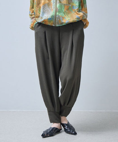 バナナパンツ ドレープ とろみ素材 テーパード ワイド ウエストゴム ゆったり 春夏