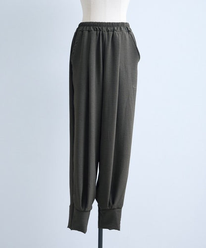 バナナパンツ ドレープ とろみ素材 テーパード ワイド ウエストゴム ゆったり 春夏