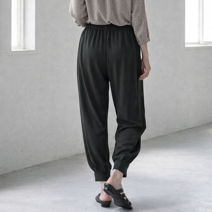 バナナパンツ ドレープ とろみ素材 テーパード ワイド ウエストゴム ゆったり 春夏