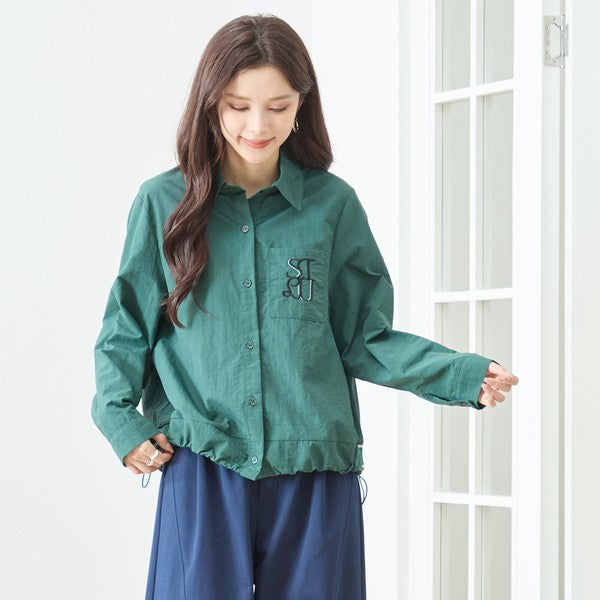 胸元刺繍 ドローストリング デザインシャツ 長袖 裾ドロスト 襟付き きれいめ カジュアル ブラウス