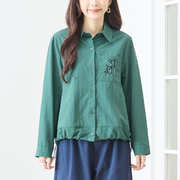 胸元刺繍 ドローストリング デザインシャツ 長袖 裾ドロスト 襟付き きれいめ カジュアル ブラウス