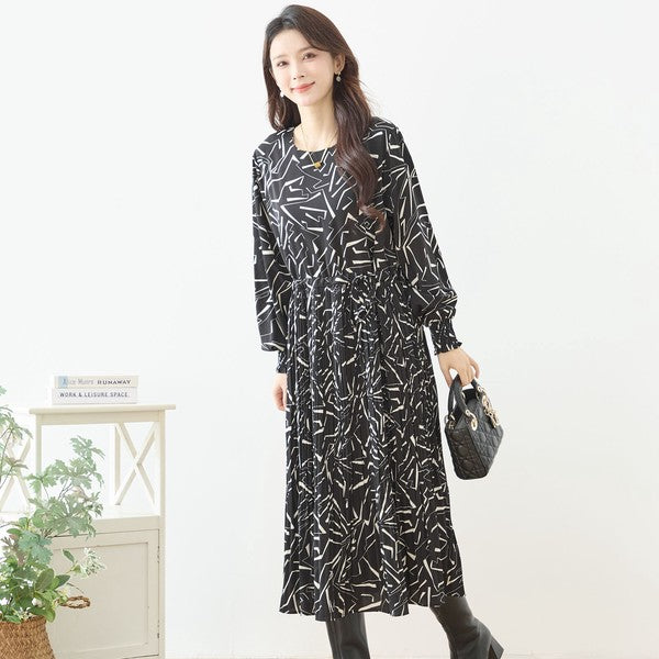 ライン柄 幾何学模様 プリーツ ロングワンピース 長袖 シャーリング ウエスト切替 きれいめ