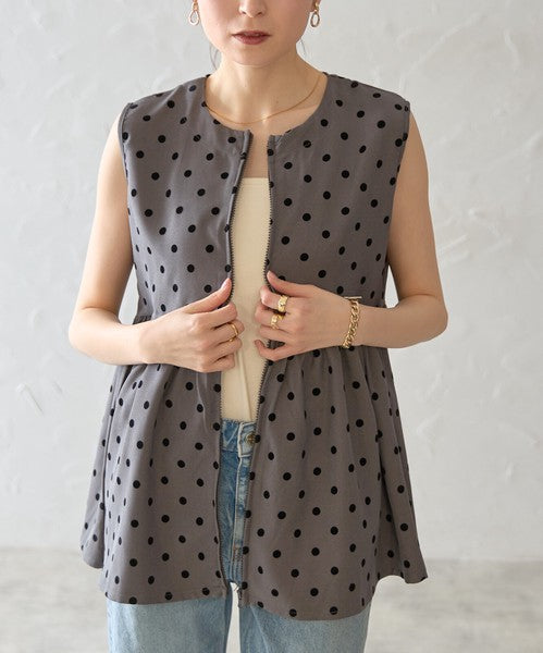 ペプラム フロッキードット ベスト ジップアップ ノースリーブ ジレ レイヤード 春 夏