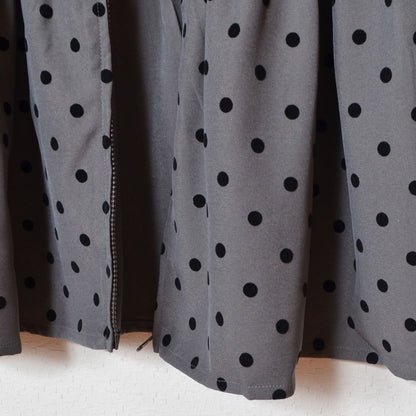 ペプラム フロッキードット ベスト ジップアップ ノースリーブ ジレ レイヤード 春 夏