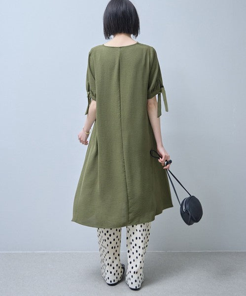 袖リボン キーネック ワンピース 半袖 ゆったり Aライン 体型カバー 膝下丈