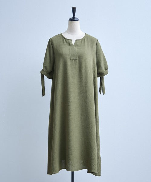 袖リボン キーネック ワンピース 半袖 ゆったり Aライン 体型カバー 膝下丈