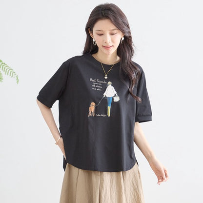 ガール＆ドッグ プリント Tシャツ 半袖 ラウンドヘム ゆったり 前後差 綿混 レーヨン 春 夏