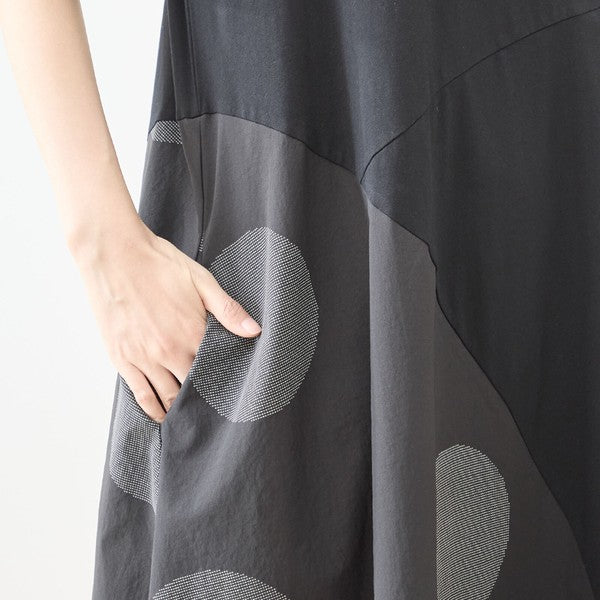 モノトーン 大ドット柄 切替 フレア ワンピース 半袖 ゆったり 体型カバー M-L