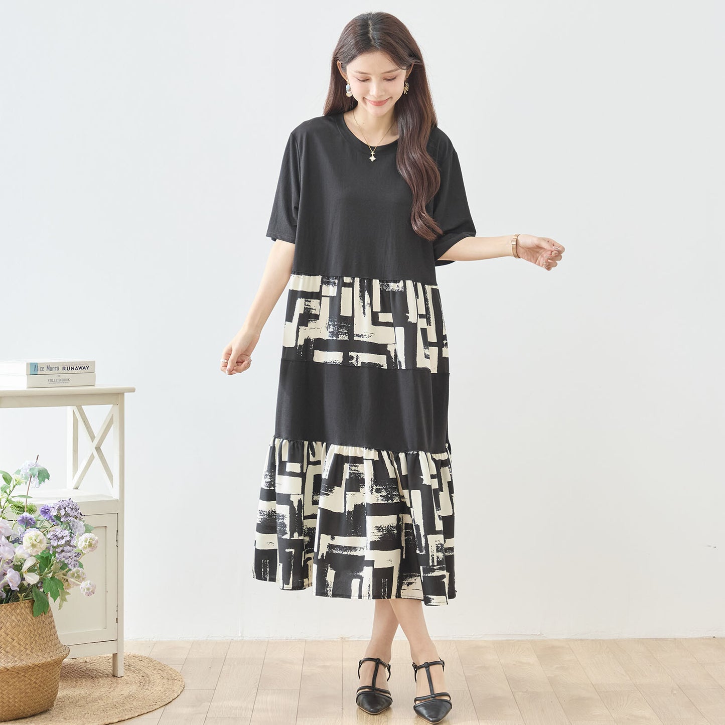 幾何学ブラシプリント ティアード 切替 ワンピース 半袖 ゆったり 体型カバー M-L