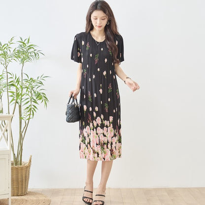 バラ柄 プリント プリーツ ワンピース 半袖 縦ライン 細見え イージーケア M-L