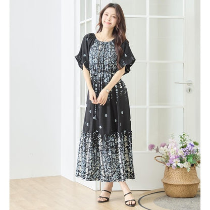 流れ花柄 マキシ丈 ワンピース 半袖 ゆったり ティアード 体型カバー M-L