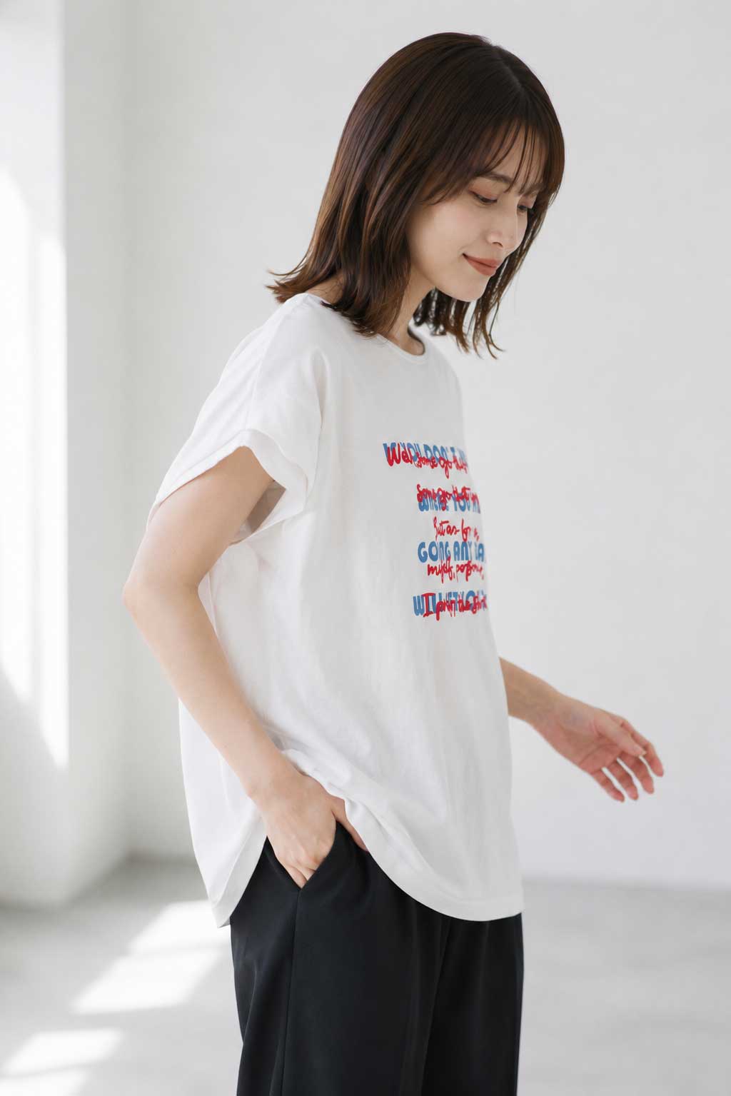 16SOE天竺 重ね文字 プリント＆刺繍 ロゴ ボクシーシルエット Tシャツ 半袖 フリー