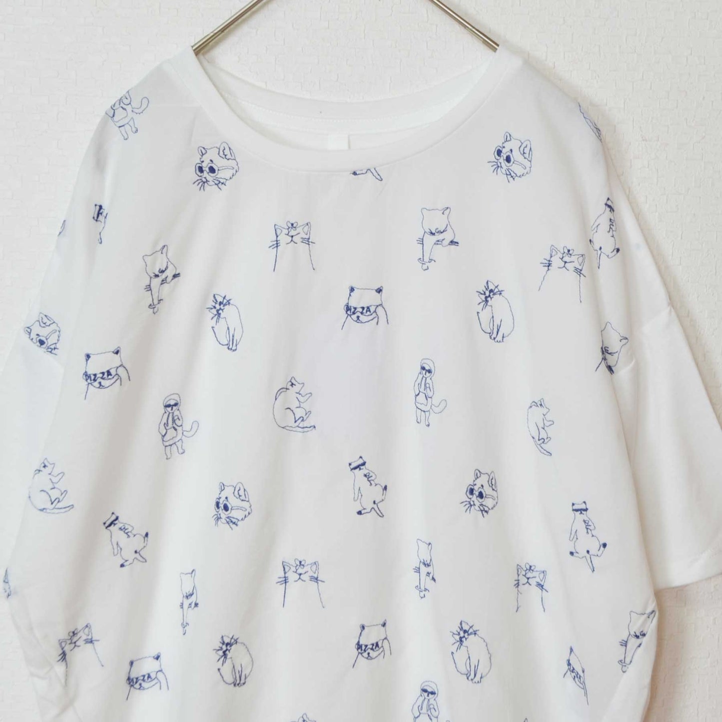 総刺繍 TC天竺 猫柄 コンパクトサイズ Tシャツ 半袖 前後差丈 綿100% フリー