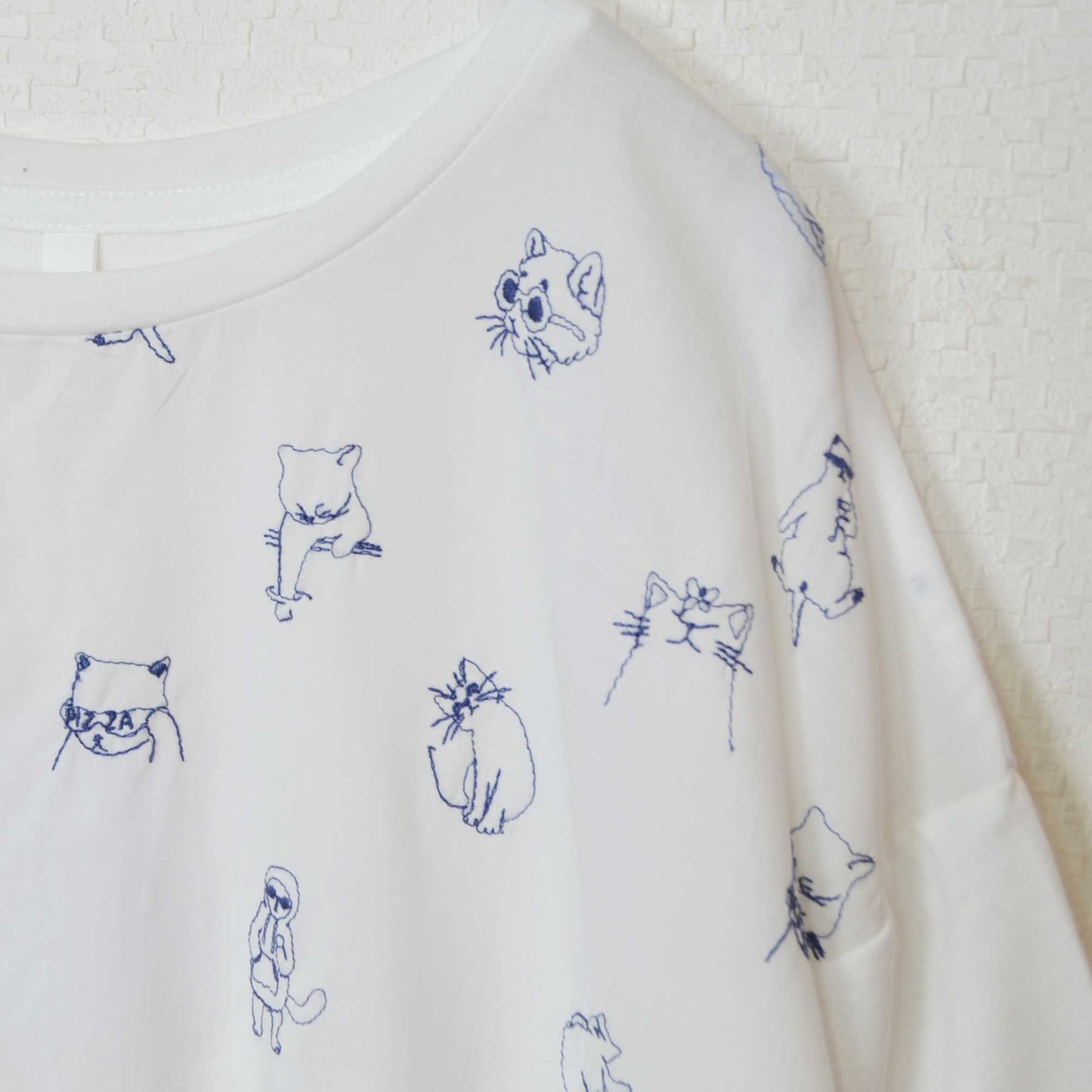 総刺繍 TC天竺 猫柄 コンパクトサイズ Tシャツ 半袖 前後差丈 綿100% フリー