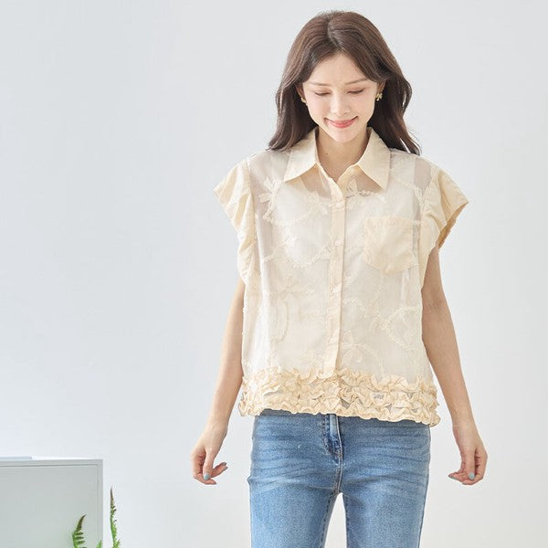 リボン刺繍 シアー素材 シャツカラー 裾フリル ブラウス 半袖 ゆったり Ｍ〜Ｌ