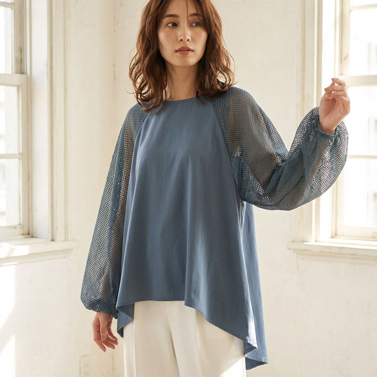 【M】袖メッシュ バルーンスリーブ プルオーバー 異素材切替 バックジップ ブラウス SILENT WORTH