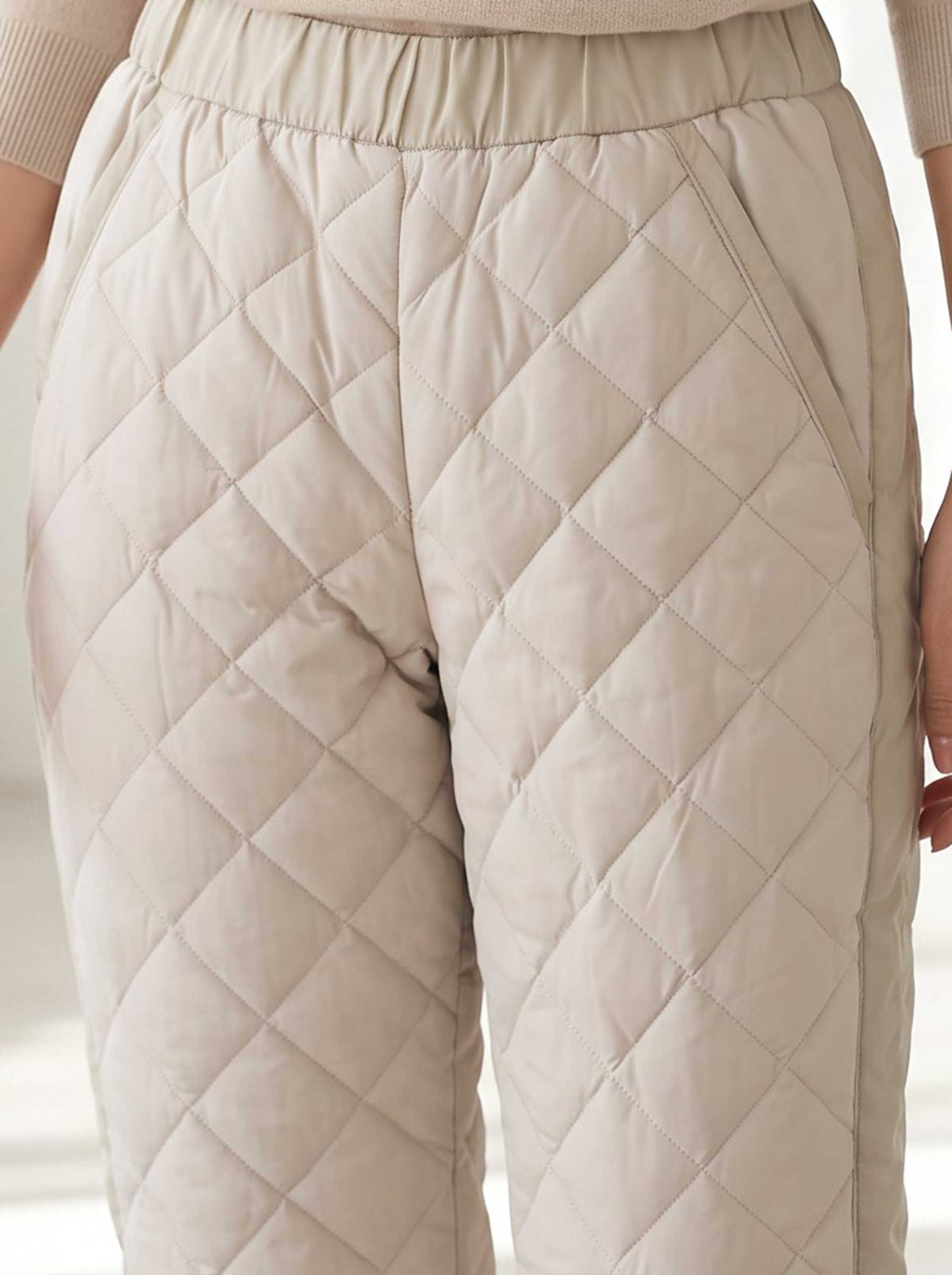 ダウン パンツ キルティング 暖か 防寒 ストレッチ ウエストゴム 秋 冬 M L ダウン80%・フェザー20%