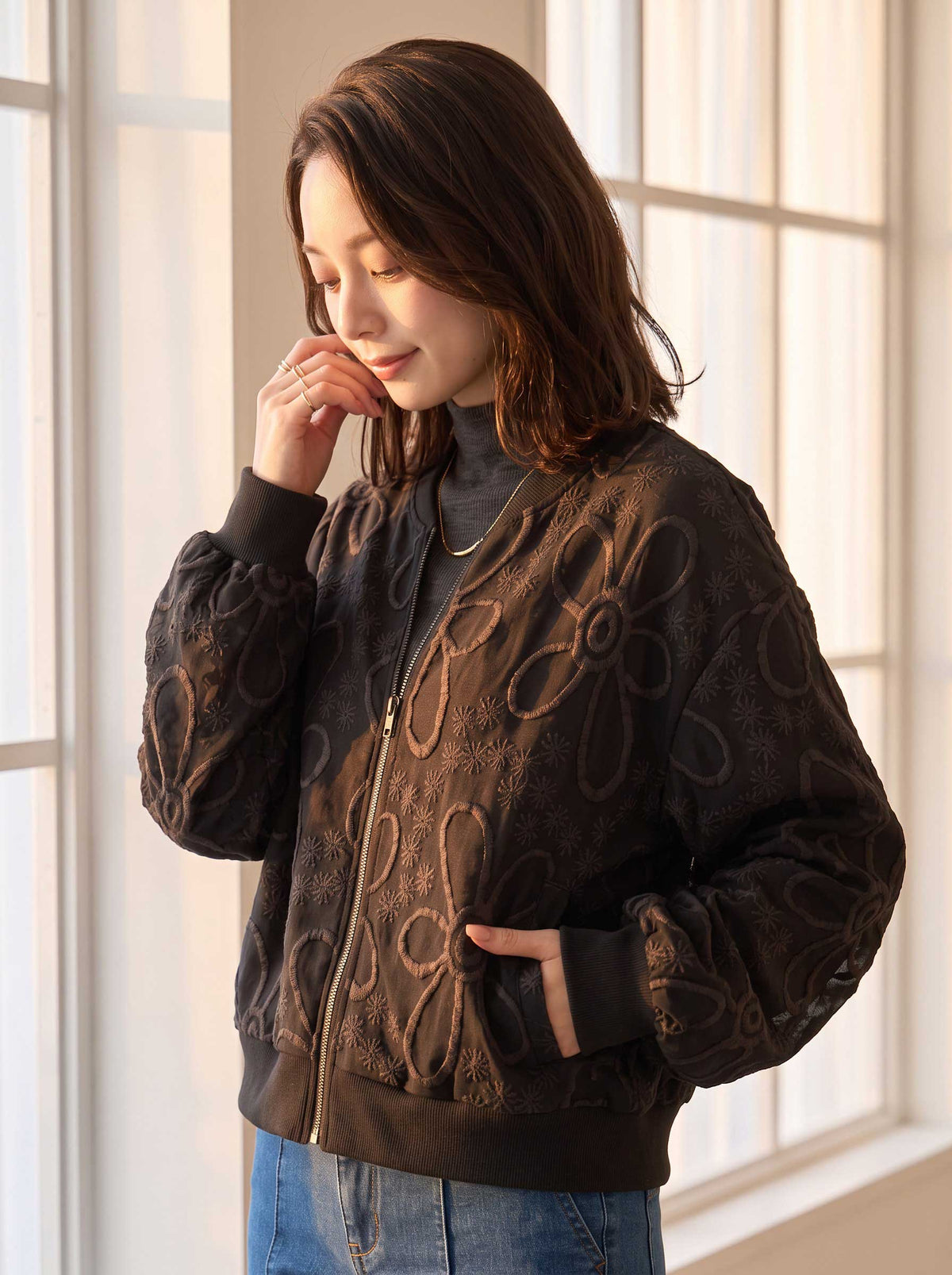 ジャケット ブルゾン ふくれジャガード 花柄 異素材 ギャザー袖 すっきり 秋冬 M L