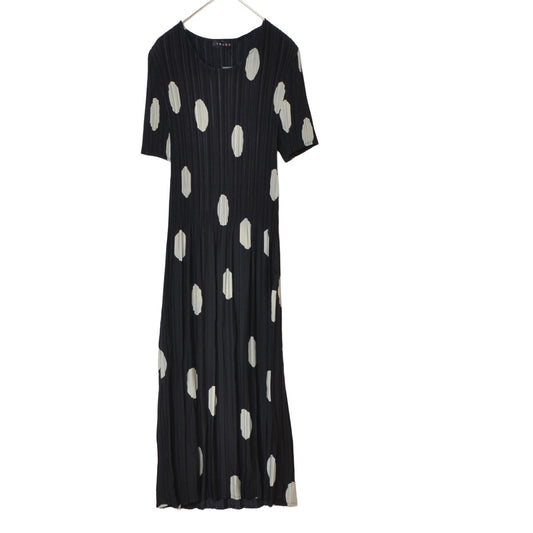 ブラック 大ドット柄 総プリーツ ワンピース 半袖 ロング マキシ ゆったり M-L