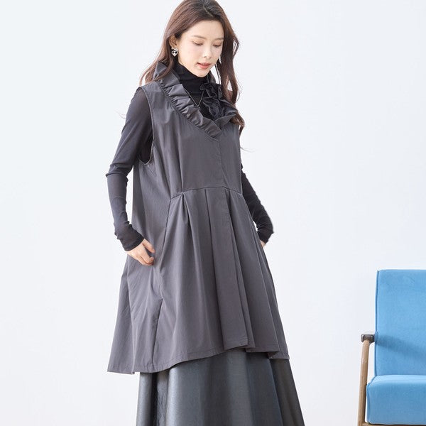 【M〜L/L〜LL】フリルネックロングベスト 大胆フリル レイヤード 体型カバー ナイロン混