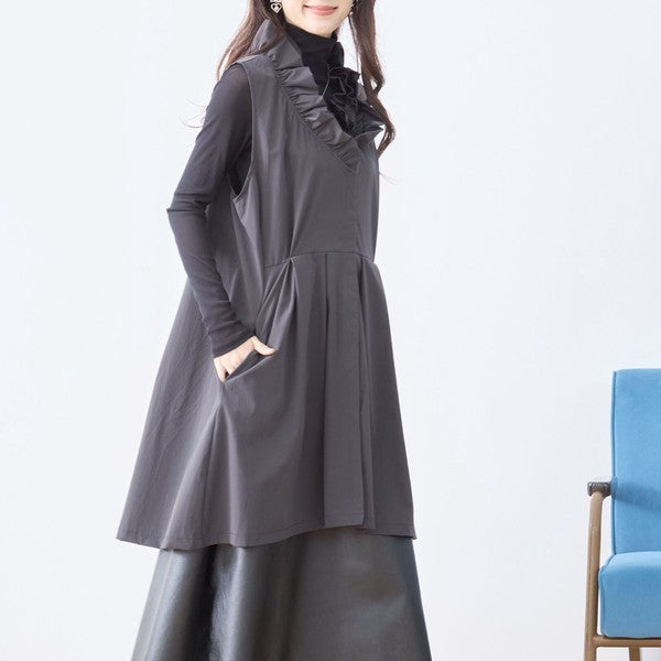 【M〜L/L〜LL】フリルネックロングベスト 大胆フリル レイヤード 体型カバー ナイロン混