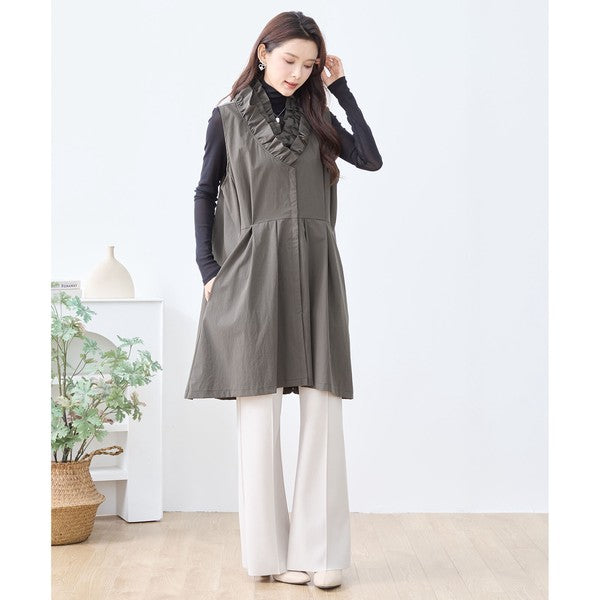 【M〜L/L〜LL】フリルネックロングベスト 大胆フリル レイヤード 体型カバー ナイロン混