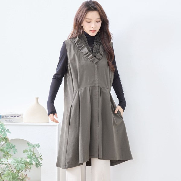 【M〜L/L〜LL】フリルネックロングベスト 大胆フリル レイヤード 体型カバー ナイロン混