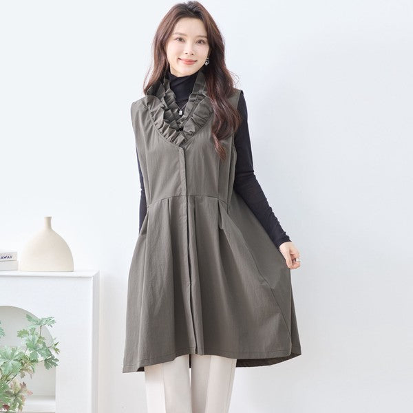 【M〜L/L〜LL】フリルネックロングベスト 大胆フリル レイヤード 体型カバー ナイロン混