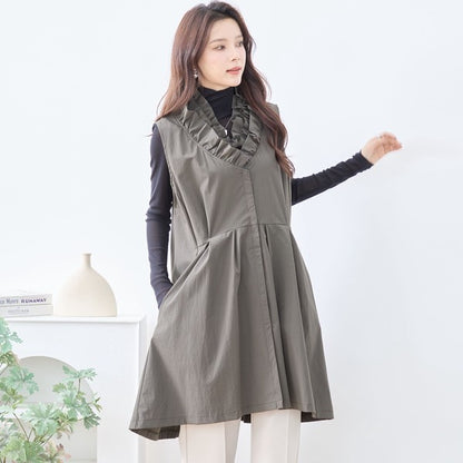 【M〜L/L〜LL】フリルネックロングベスト 大胆フリル レイヤード 体型カバー ナイロン混